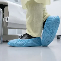 COUVRE-CHAUSSURES NON TISSÉS ANTIDÉRAPANTS USAGE UNIQUE - lot de 50 paires