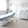LAMPE LOUPE LED 18W RONDE GROSSISSEMENT X3 MEDICLINIC - pieds à roulettes