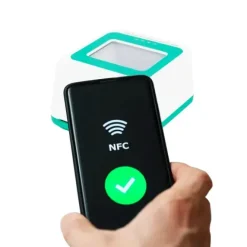LECTEUR DE CARTE VITALE F600 BI-FENTE 4 EN 1 CERTIFIÉ SESAM-Vitale - lecteur avec câble usb-c