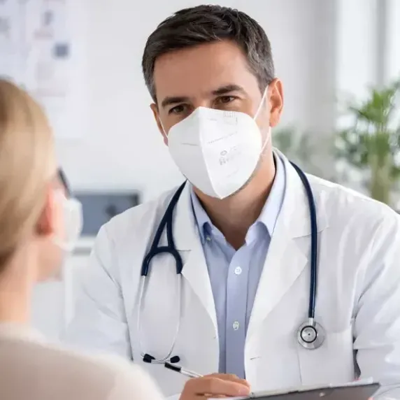 MASQUE FFP2 DE PROTECTION RESPIRATOIRE HAUTE FILTRATION MEDICLINIC - boîte de 20